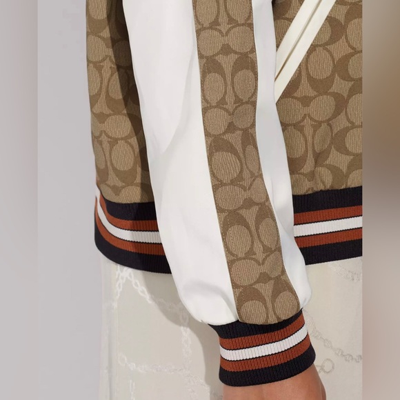 COACH Sig Souvenir Size S color Khaki Multi 60% off - Picture 4 of 10